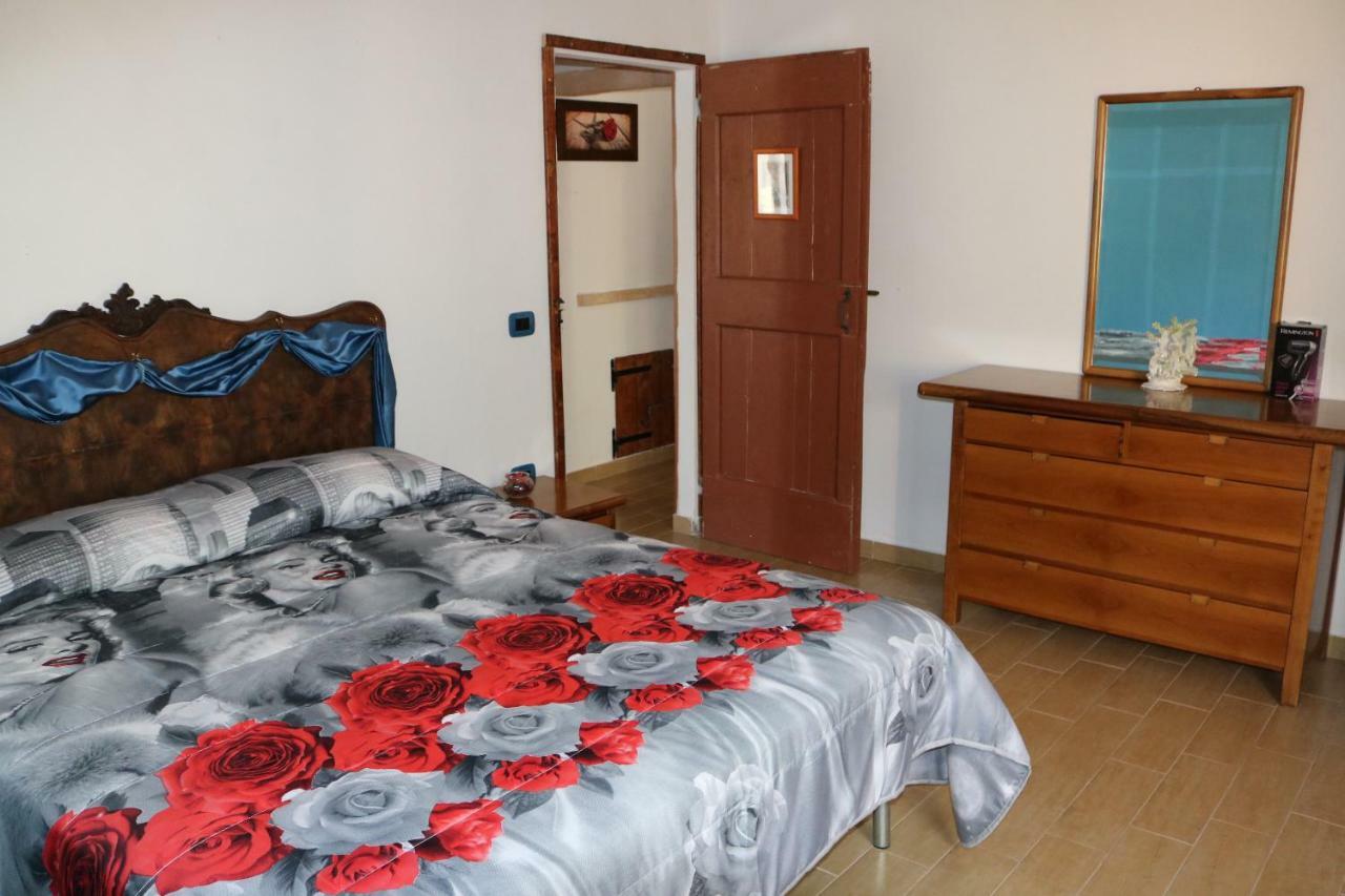 Agriturismo Fattoria Del Colle Ези Экстерьер фото
